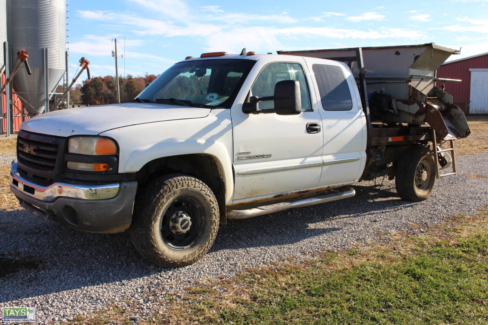 Tays Realty & Auction ONLINE ABSOLUTE AUCTION 150± COMMERCIAL CATTLE